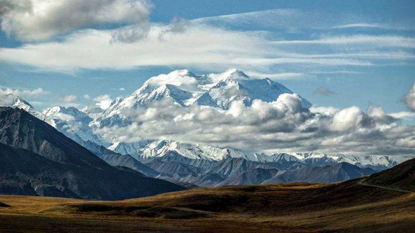 Viaggio in Alaska: 13 Motivi per Visitare l'Ultimo Confine Selvaggio